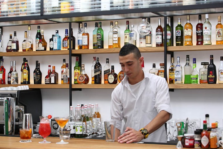 The Spoonteller on Friday Night